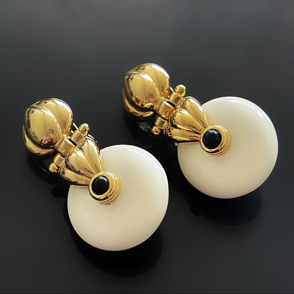 🥂 White is an Amazing Color 🥂 - Picture 11 of 13